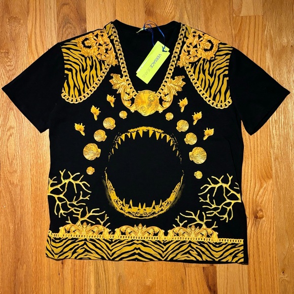 Versace Other - Versace Baroque Oceanic Black Gold Tshirt, Brand New 🔥